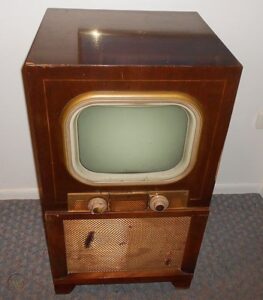 Example of a 1950's 14'' Television