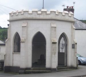 Fig.-16-Newport-Cross-and-canopied-shelter