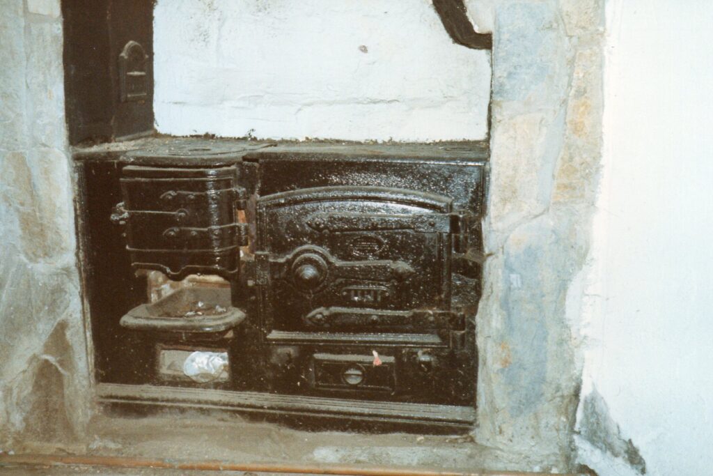 Stove discovered in No.3 Fore Street, Liskeard